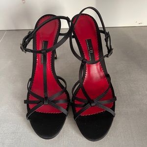 NEW” Carolina Herrera  Black Satin Sandals, Stiletto 3” heel, women, 39